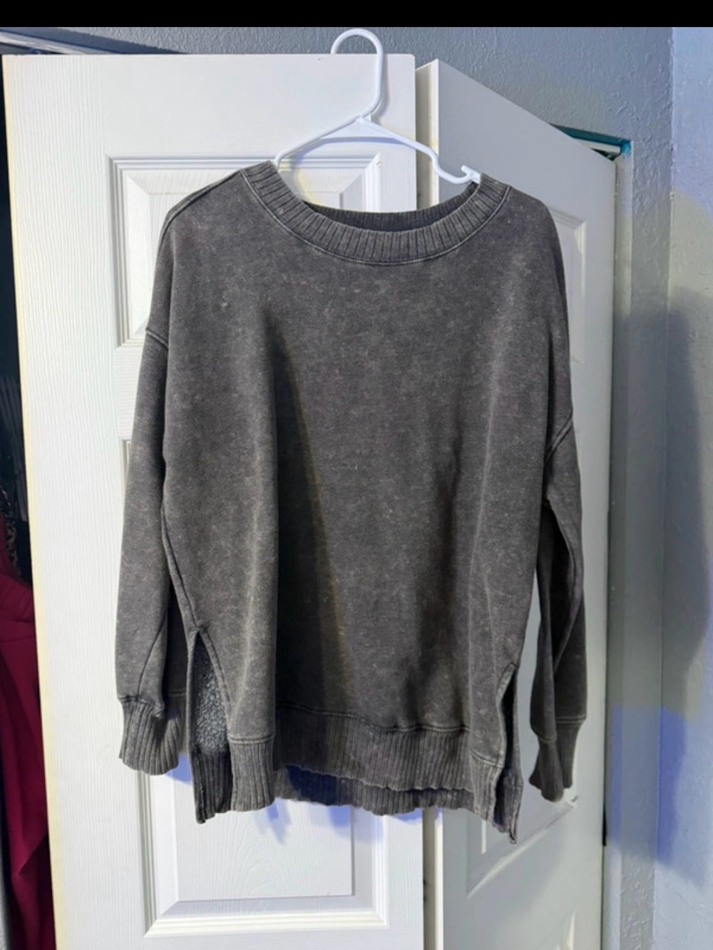 SO Men's Charcoal Gray Crewneck Sweatshirt